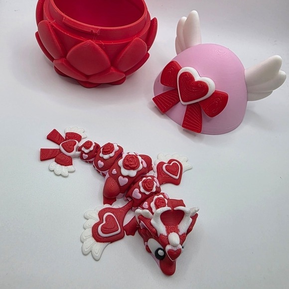 3D Printed Articulated HeartSeeker Mini Dragon and Heart Egg Set - Picture 5 of 7